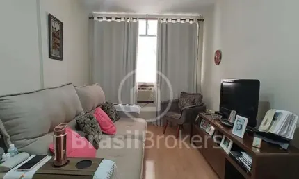 Apartamento aconchegante em Todos os Santos, pronto para você!