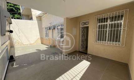 Oportunidade Imperdível! Casa Reformada à Venda no Bairro Todos os Santos