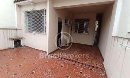 Casa à venda com 285,00m² Av. João Ribeiro, Residencial ou Comercial em em Pilares, Rio de Janeiro - RJ