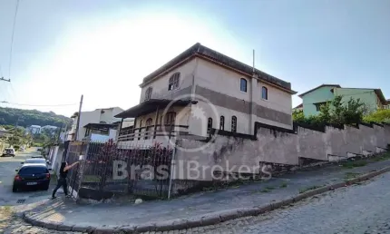 Casa à venda com 700,00m² e 3 quartos em Campo Grande, Rio de Janeiro - rj