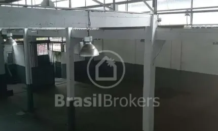 Barracão / Galpão / Depósito à venda na Rua Nabor do Rego, Ramos, Rio de Janeiro