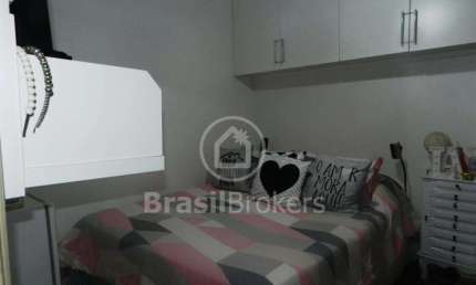 Apartamento por apenas  145 mil em Engenho de Dentro