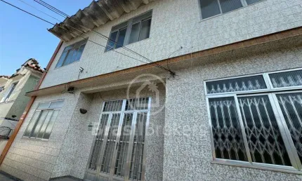 Casa à venda com 0m² e 4 quartos em Del Castilho, Rio de Janeiro - RJ