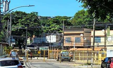 Casa à venda com 302,00m² e 8 quartos em Coelho Neto, Rio de Janeiro - rj