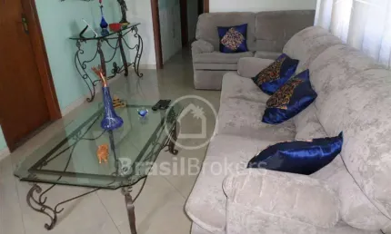 Casa à venda com 310,00m² e 3 quartos em Vila Kosmos, Rio de Janeiro - rj