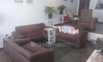 Casa à venda com 328,00m² e 5 quartos em Inhaúma, Rio de Janeiro - rj