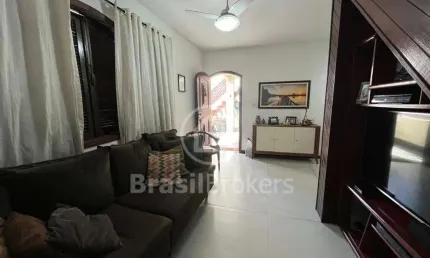 Casa à venda com 5 quartos em Piedade, Rio de Janeiro - RJ
