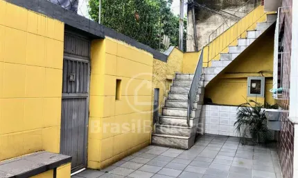 2 Casas com total de 358,00 m² (5 quartos e garagem) em Abolição, Rio de Janeiro - rj