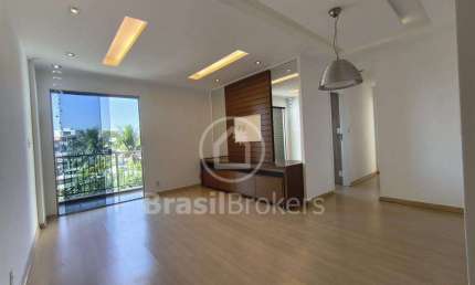 Apartamento 96 m2 em Irajá - 2 quartos com dependência completa e varanda