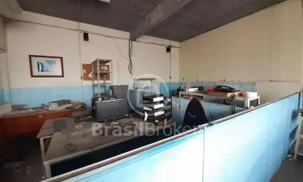 Imóvel estilo galpão ideal pra escritório fábrica pequena empresa na rua francisco fragoso no encantado