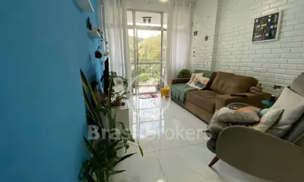 Oportunidade de 2 quartos no engenho novo, modernizado!