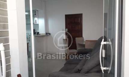 Apartamento de 2 quartos com 65m² reformado com vaga!!!