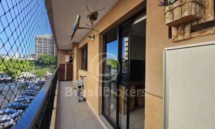 Apartamento a venda em São Cristovão, com 72 m², 1 vaga na escritura, portaria 24 horas, varanda, 2 quartos, sendo 1 suíte e infraestrutura completa.