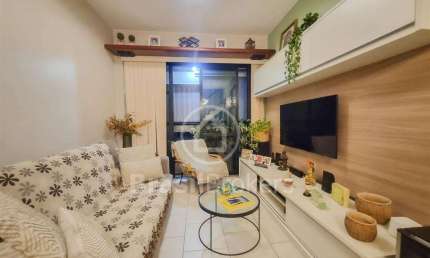 Cobertura duplex reformado – 3 quartos, 4 vagas – Rua Garibaldi, com 123 m²