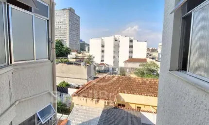 Apartamento à venda com 30m² e 2 quartos no Andaraí