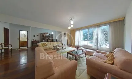 Apartamento de 182m², 3 quartos no coração da Tijuca!