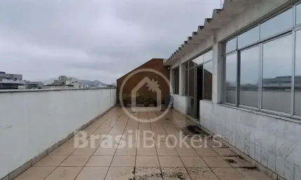 Cobertura Duplex de 206 m² com 3 quartos, 2 vagas e terraço panorâmico!