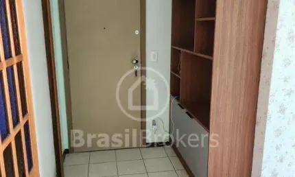 Cobertura de 3 quartos, sendo 1 suíte a poucos metros do metrô Afonso Pena
