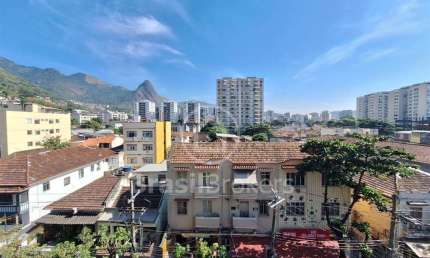 Apartamento à venda com 3 quartos e 1 vaga no Andaraí