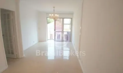 Apartamento com 3 quartos, 1 vaga escriturada em área nobre da Tijuca com 130 m² e próximo ao metrô
