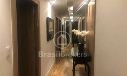 Imóvel Comercial à venda com 166,00m² e 7 quartos em Centro, Rio de Janeiro - rj