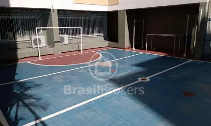 Apto. de dois quartos em vila isabel com suíte, vaga de garagem e infra total.