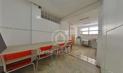 Prédio Comercial com 490 metros quadrados na Tijuca