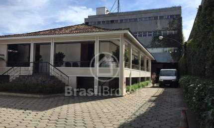 Prédio Inteiro à venda com 2988,00m² e 8 quartos em São Cristóvão, Rio de Janeiro - rj