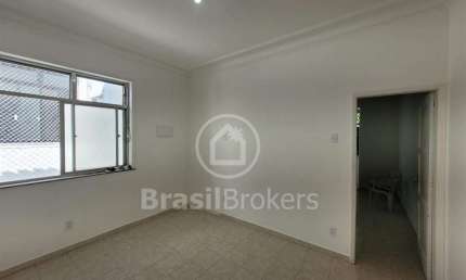 Imovel em Vila Isabel, Coladinho na Tijuca! 15 minutos do metrô Saens Pena
