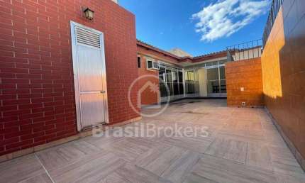 Cobertura Duplex com 124 m², 3 quartos (1 suíte) a 2 minutos dos metro estação Uruguai.