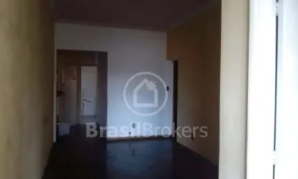 Amplo Apartamento de 3 Quartos com Excelente Estrutura e Localização