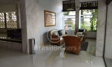 Apartamento com 2 quartos amplos na tijuca, próximo a tudo!