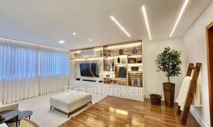 Apartamento dos sonhos na Tijuca: 4 quartos, suíte, closet e reforma impecável! - Feito com renomado  escritório de Arquitetura do RJ