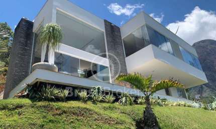 Casa de Condomínio à venda com 324,00m² e 4 quartos em Araras, Petrópolis - rj