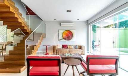 Casa à venda com 595,00m² e 5 quartos em Humaitá, Rio de Janeiro - rj