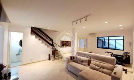 Casa de Vila à venda com 131,00m² e 3 quartos em Botafogo, Rio de Janeiro - rj