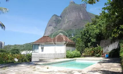 Casa à venda com 570,00m² e 4 quartos em São Conrado, Rio de Janeiro - rj