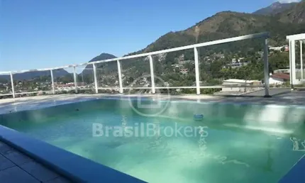 Casa à venda com 1001,00m² e 3 quartos em Pimenteiras, Teresópolis - rj