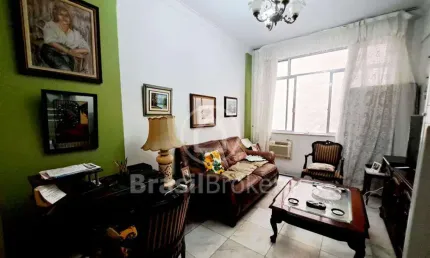 Imóvel a venda sala e quarto com dependência completa, 55 m²  em copacabana