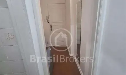 Apartamento à venda com 40,00m² e 1 quarto em Copacabana, Rio de Janeiro - RJ