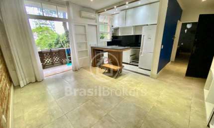 Apartamento 60m², 1 quarto com suíte e vaga em Copacabana!!