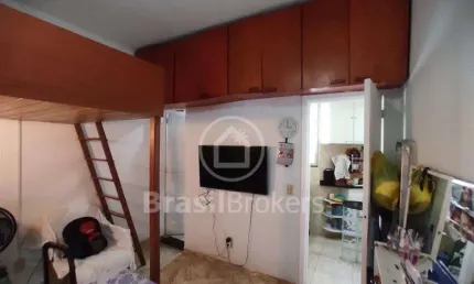 Apartamento à venda com 26 m² e 1 quarto em Copacabana!!