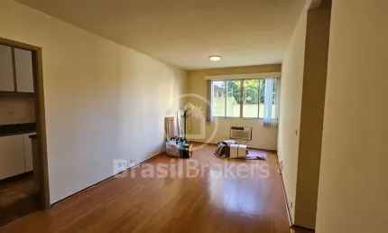 Apartamento à venda com 0m² e 3 quartos em Jardim Botânico, Rio de Janeiro - RJ