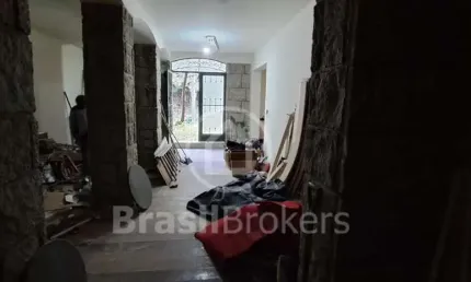Casa à venda, com 353m² e 6 quartos no Cosme Velho - Rio de Janeiro - RJ