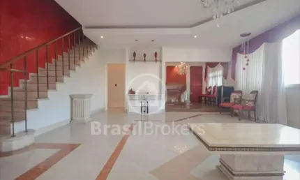 COBERTURA TRIPLEX 4 QUARTOS, 2 SUÍTES, 1 VAGA E TERRAÇÃO,