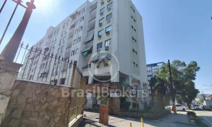 Apartamento 64 m² com 2 quartos,  varanda e garagem