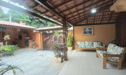 Casa de Vila à venda com 1522,00m² e 5 quartos em Taquara, Rio de Janeiro - rj