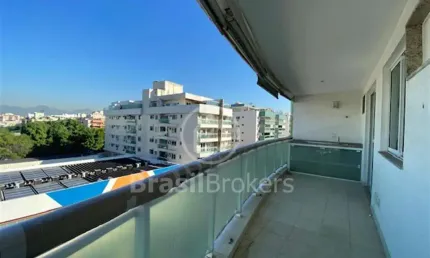 Excelente apartamento de 04 quartos na rua mais procurada da Freguesia com total infraestrutura.
