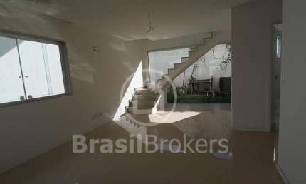 Casa de Condomínio à venda com 124,00m² e 3 quartos em Jacarepaguá, Rio de Janeiro - rj