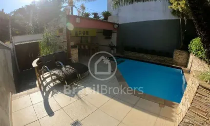Casa de Condomínio à venda com 269,00m² e 3 quartos em Jacarepaguá, Rio de Janeiro - rj